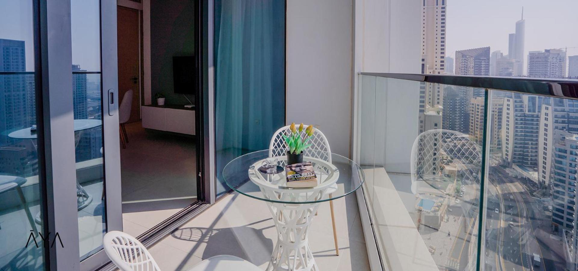 Jumeirah Gate Tower 1 - Stylish Apartment With Pool & City Views Dubai Esterno foto